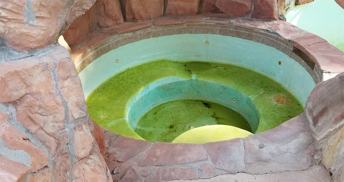 dirty spa - acid wash - Aquazul pool cleaners in Las Vegas